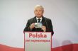 Jarosław Kaczyński przekazał album dla WOŚP i przypomniał o akcji Caritas